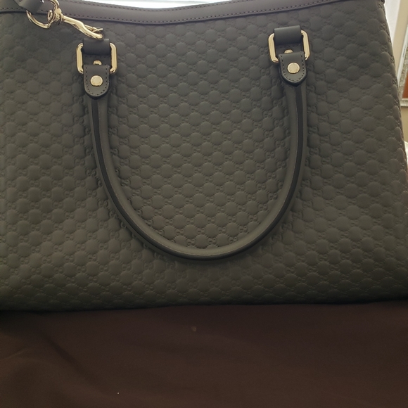 Gucci - Picture 9 of 11